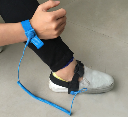 手腕带和脚腕带双保险